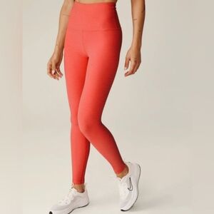 Brand new Beyond Yoga Coral leggings